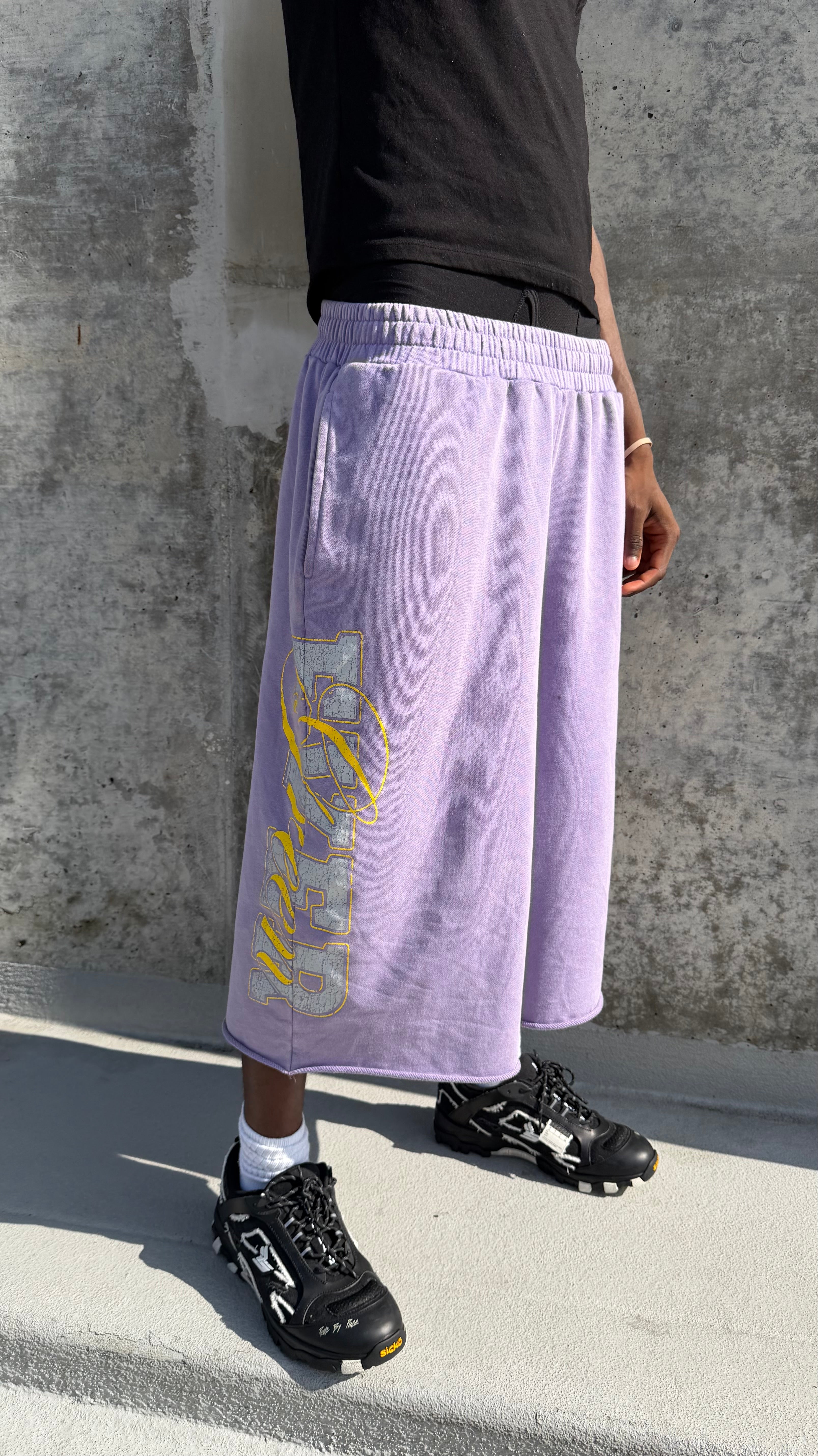 "Evergreen" shorts